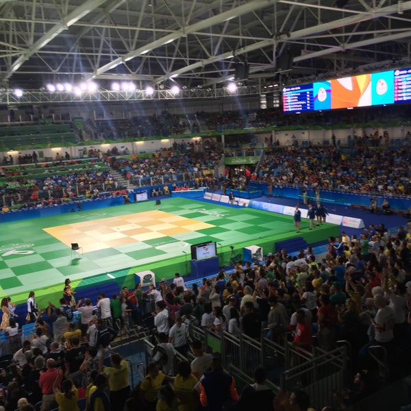 9/8/2016 tarihinde Liz W.ziyaretçi tarafından Arena Olímpica do Rio'de çekilen fotoğraf