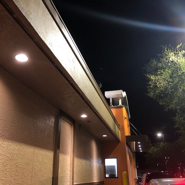 Taco Bell Fast Food Restaurant