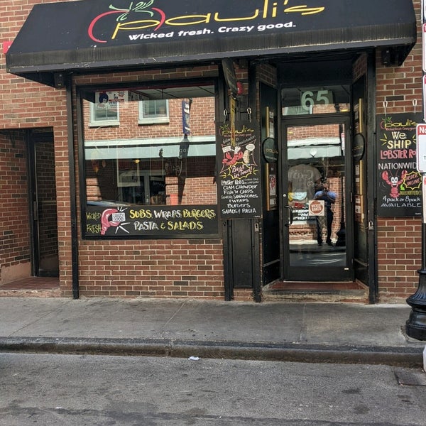 Pauli's North End 65 Salem St