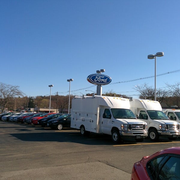 Stoneham Ford 211 Main St