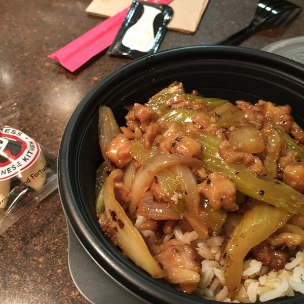 Panda Express 3301 Trindle Rd