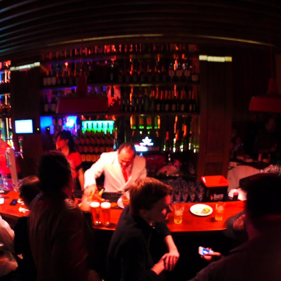 Foto tomada en St. George&#39;s Pub  por St. George&#39;s Pub el 5/1/2014