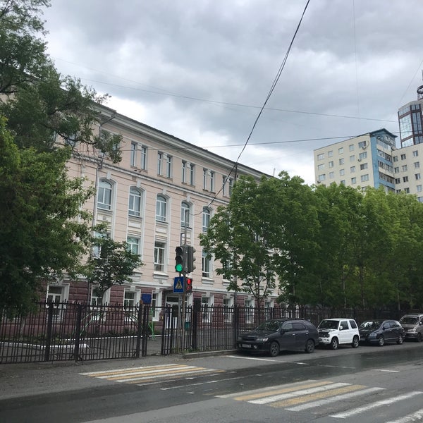 школа с углубленным изучением китайского языка