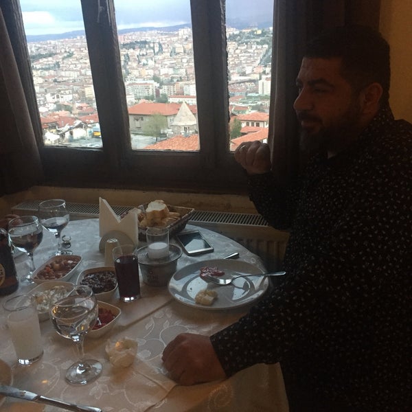 Foto tomada en Hatipoğlu Konağı Restaurant  por 🇹🇷.....Y...B.....🇹🇷 el 5/3/2019
