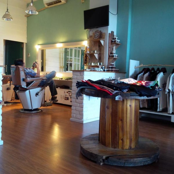 ETHIC Concept Store & Barber Shop Padang, Sumatera Barat