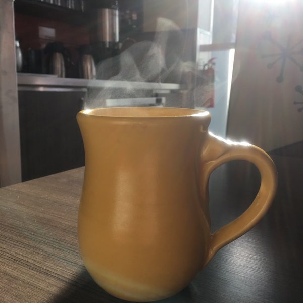 Photo taken at Snooze, an A.M. Eatery by Hannah R. on 10/19/2017