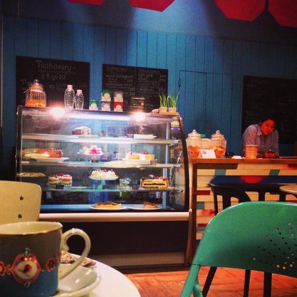 Photo taken at Teabakery by Nelli K. on 10/18/2014