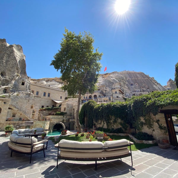รูปภาพถ่ายที่ Anatolian Houses Hotel โดย Neslihan Ş. เมื่อ 9/14/2021