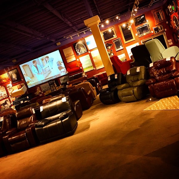 Living Spaces Furniture and Home Store in Menifee