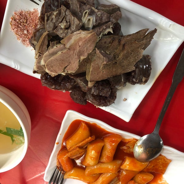 성지분식 - 분식집에서의 사진