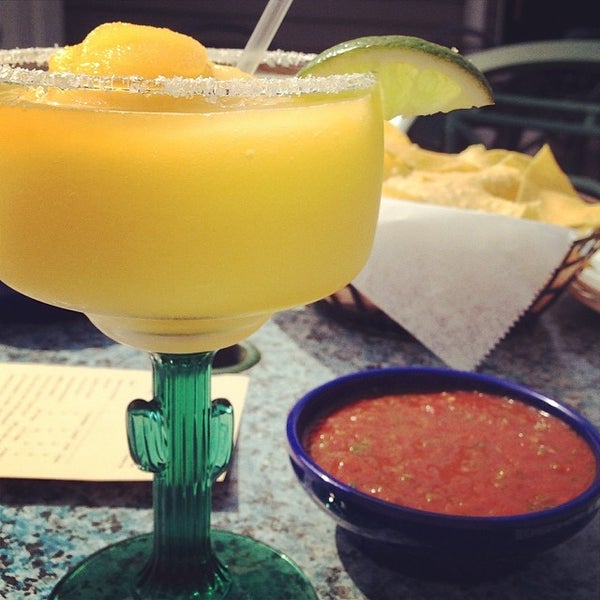 4/13/2014 tarihinde Kelly L.ziyaretçi tarafından Escondido Mexican Cuisine &amp; Tequila Bar'de çekilen fotoğraf