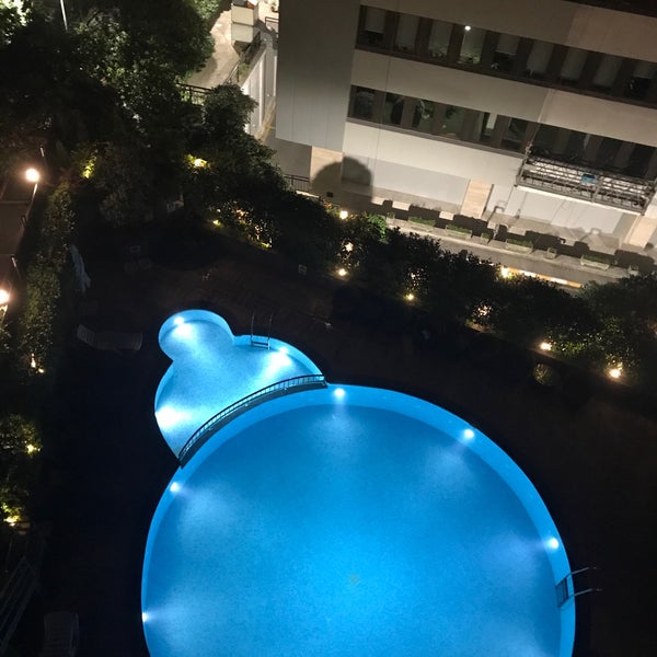 Das Foto wurde bei Sürmeli Hotels &amp; Resorts von Hamza am 7/28/2019 aufgenommen