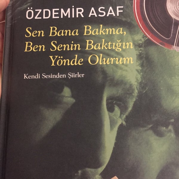 Foto scattata a Kitap Kurdu Kafe da Şengül il 7/11/2018