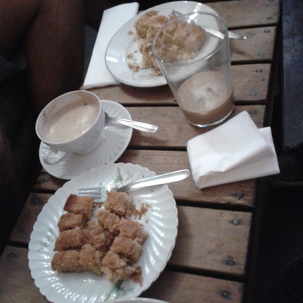 Great cakes and iced coffee..!!!!!!!!!!