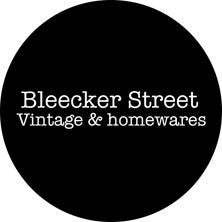 Foto tirada no(a) Bleecker Street Vintage por Bleecker Street Vintage em 10/27/2013