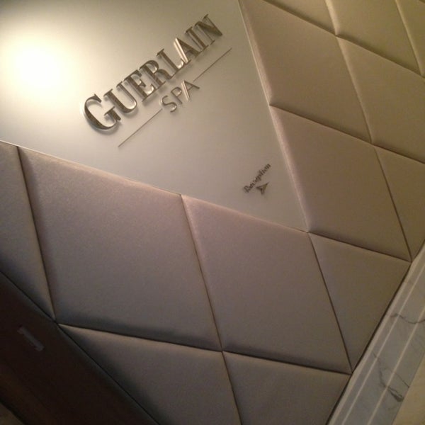 รูปภาพถ่ายที่ Guerlain Spa At The Waldorf Astoria โดย Ezza M. เมื่อ 11/29/2013