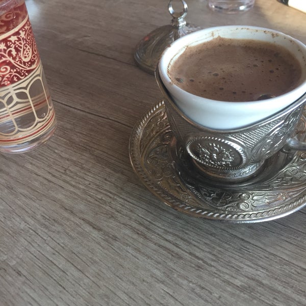 2/2/2020에 👉 KERİM GÜLER님이 Elisi Cafe &amp; Restaurant에서 찍은 사진