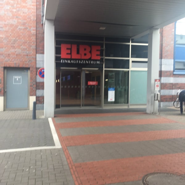 Das Foto wurde bei Elbe Einkaufszentrum (EEZ) von Antonia H. am 4/2/2017 aufgenommen