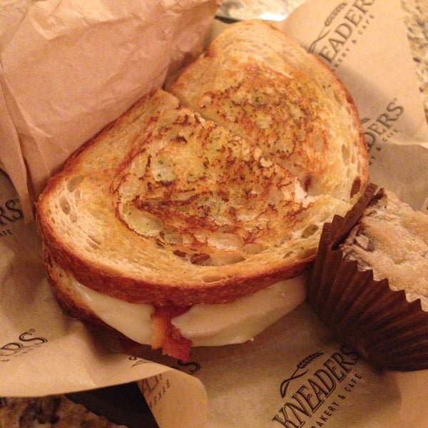 Kneaders Bakery & Cafe Ahwatukee Foothills Phoenix, AZ