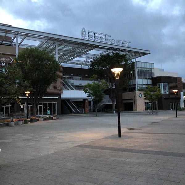 流山おおたかの森駅南口都市広場 流山市の広場