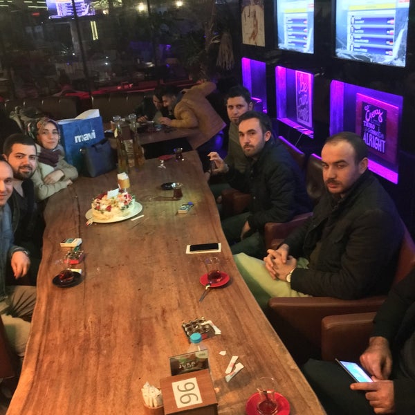Foto scattata a Jura Teras Cafe &amp; Restaurant Bar da Bülent C. il 3/26/2017