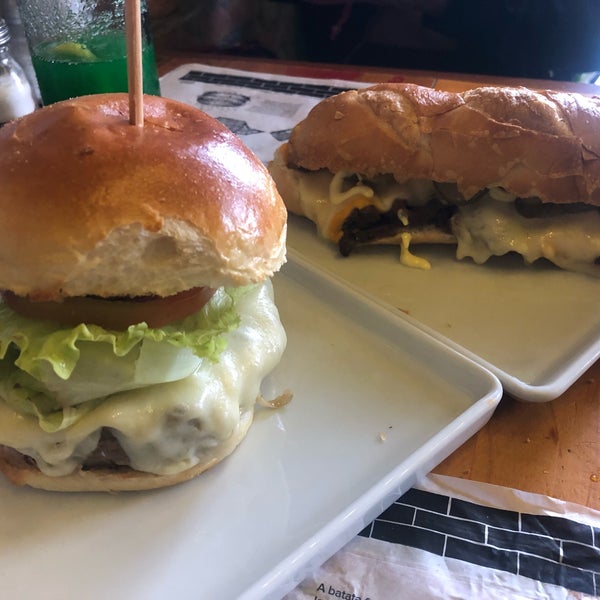 Foto tirada no(a) Jazz Restô &amp; Burgers por Lhy L. em 7/16/2019