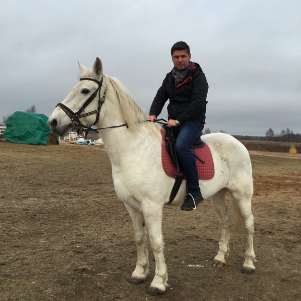 12/13/2015 tarihinde Umut F.ziyaretçi tarafından КСК Western Horse'de çekilen fotoğraf