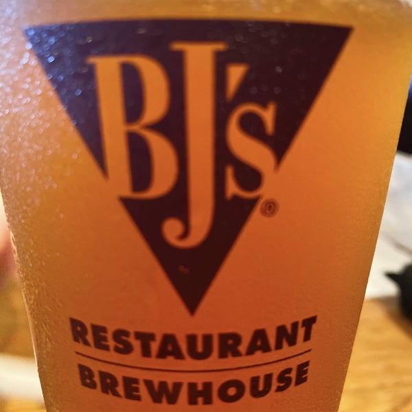 Photo taken at BJ&#39;s Restaurant &amp; Brewhouse by Bill S. on 12/30/2020