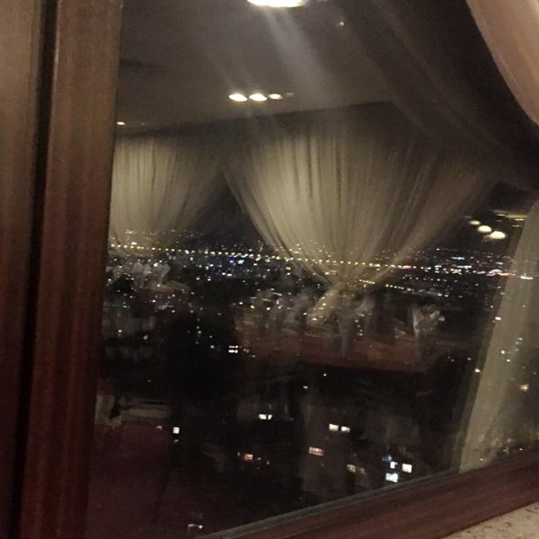 Foto diambil di Парк-хотел Москва (Park-hotel Moskva) oleh Detelina T. pada 9/21/2016