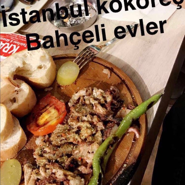 11/30/2018 tarihinde Özlem🌟✨🎀 T.ziyaretçi tarafından İstanbul Kokoreç'de çekilen fotoğraf