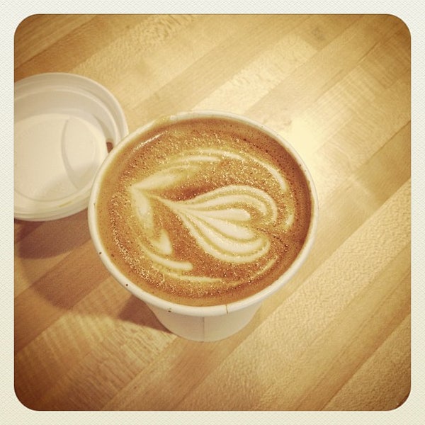 4/17/2013にAdam A.がElabrew Coffeeで撮った写真