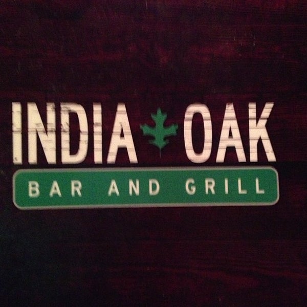 Foto tirada no(a) India Oak Grill por Jude D. em 6/14/2013
