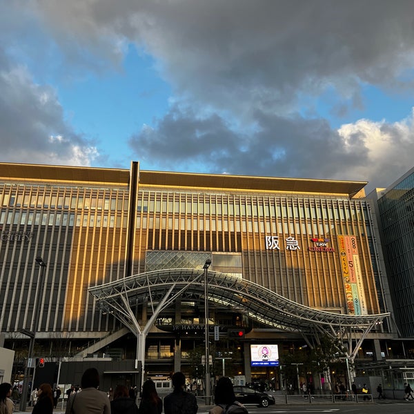 Photo taken at JR Hakata Station by よしか on 3/9/2024