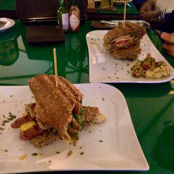 Аморино кафе