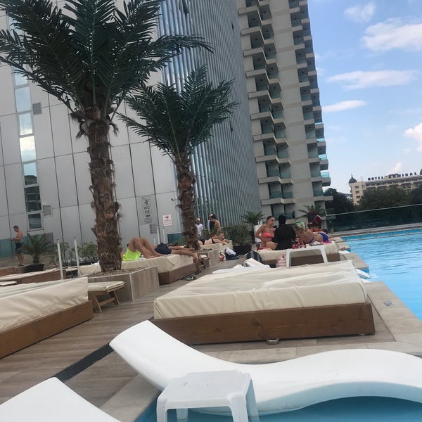 9/10/2018에 Joke V.님이 SKYFALL Infinity Pool &amp; Terrace에서 찍은 사진
