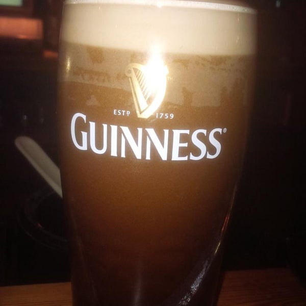 Снимок сделан в Fitzpatrick&#39;s Irish Bar пользователем David A. 1/10/2015