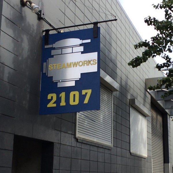 Steamworks, 2107 4th St, Berkeley, CA, steamworks, Spa, Gece Kulübü, Gay Ba...