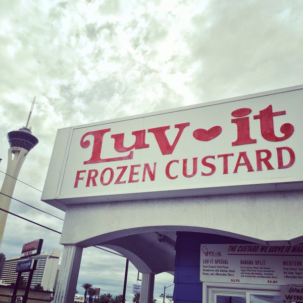 Photo taken at Luv-It Frozen Custard by Frank G. on 7/19/2015