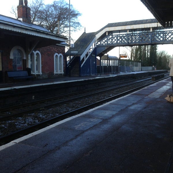 Albrighton Railway Station (ALB) Station Road