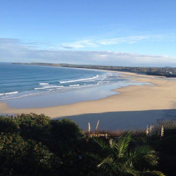 Wow! St Ives in December can be so beautiful.  The beaches are empty and you can see for miles on a clear day.  Perfect for taking a walk along the Southwest Coastal Path.