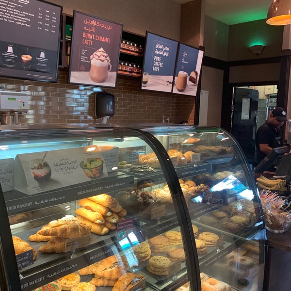 Foto tomada en Starbucks  por A el 1/30/2019