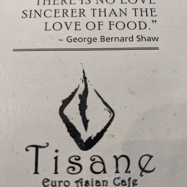รูปภาพถ่ายที่ Tisane Euro Asian Cafe โดย Dave T. เมื่อ 9/14/2019