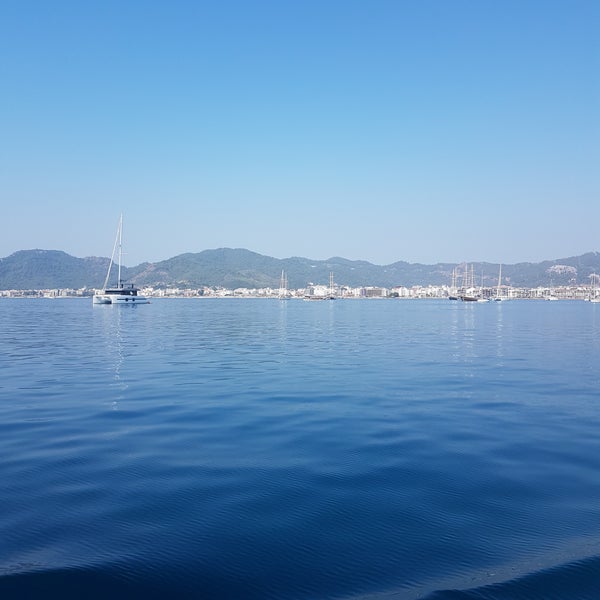Foto diambil di Marmaris Tekne Turu oleh Yunus pada 9/5/2019