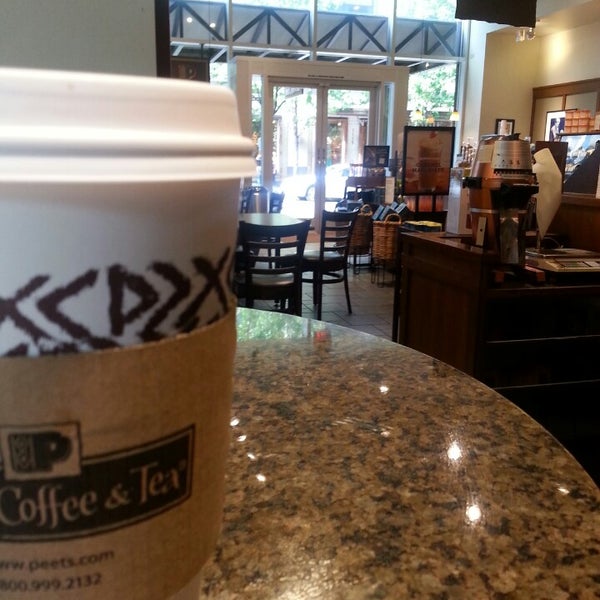 Photo taken at Peet&#39;s Coffee &amp; Tea by Jessica R. on 5/25/2014