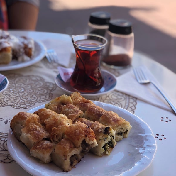 Pepa Boşnak Böreği Istanbul'da Turta Dükkanı'da fotoğraflar
