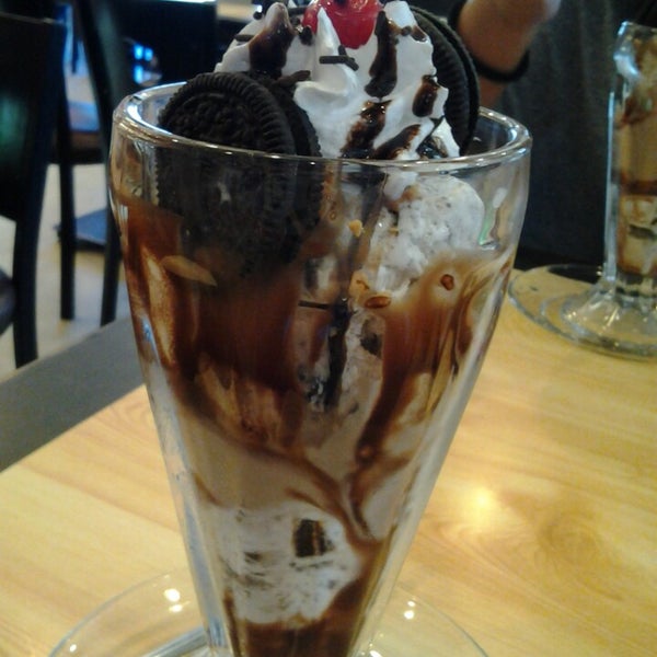 Icebergs Ice Cream Shop in Quezon City