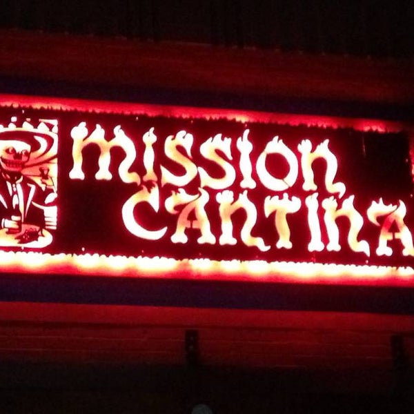 Das Foto wurde bei Mission Cantina von Mission Cantina am 10/29/2013 aufgenommen