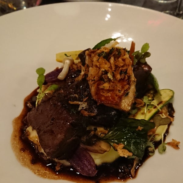 The beef cheeks had excellent taste, the hungarian wine of cabernet franc was also excellent choice. The dessert was small and simple. Good coffee
