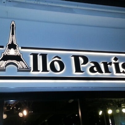 Foto diambil di Allo Paris oleh LiKeY L. pada 12/31/2012