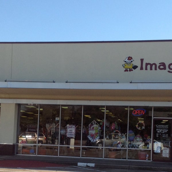 10/30/2013にImagination Toys &amp; ShoesがImagination Toys &amp; Shoesで撮った写真